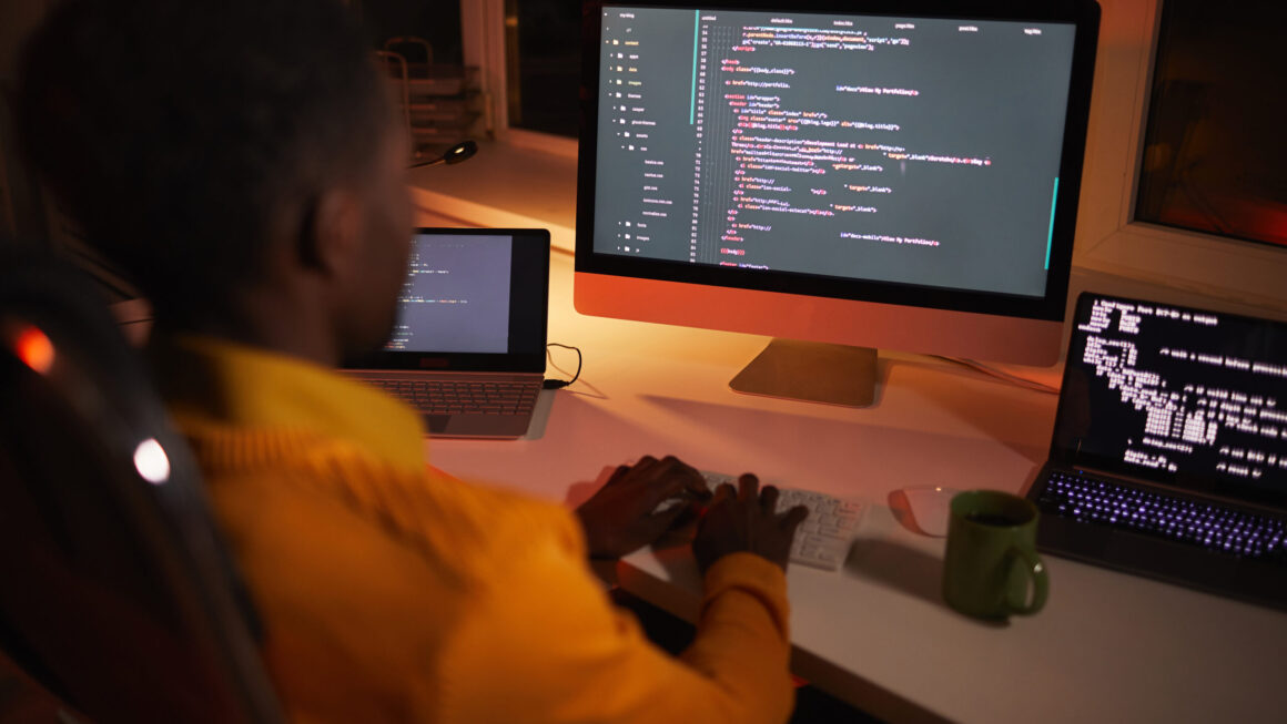 The Many Benefits of Working With a Nearshore Developer